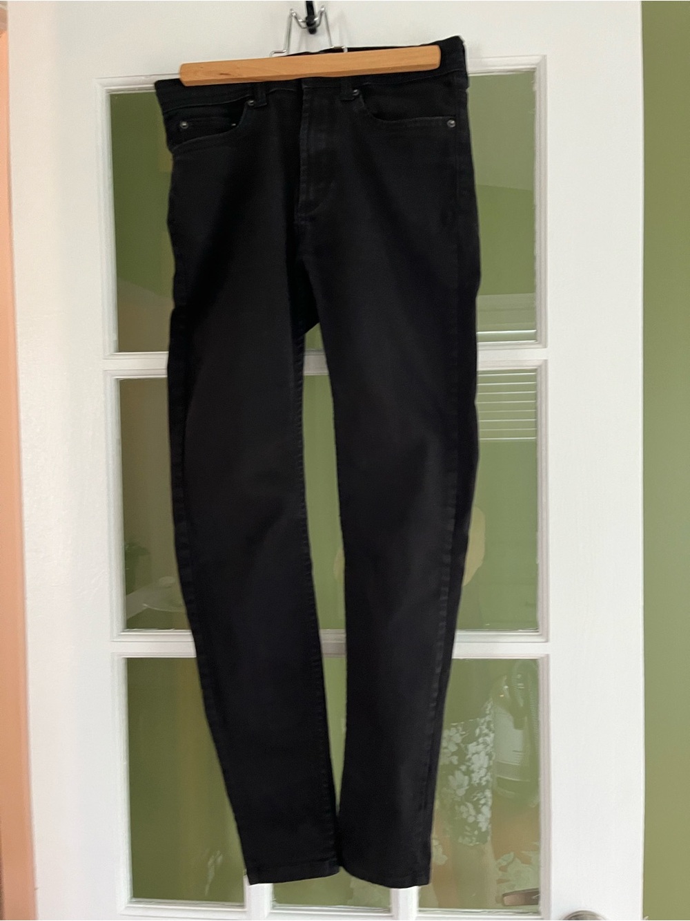Zara women’s black slim jeans.
